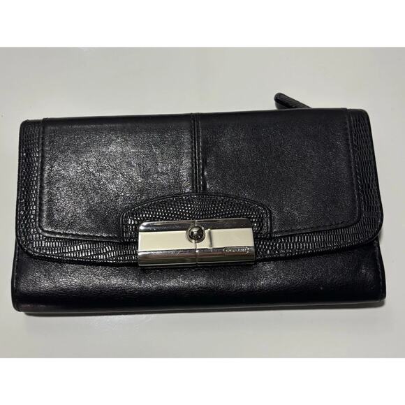 Coach Handbags - Coach Kristin Black Leather Envelope Vintage Wallet Chic GUC